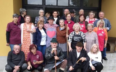 Članice Likovne sekcije “Podravka 72” KUD-a Podravka sudjelovale na likovnoj koloniji u Komatnici