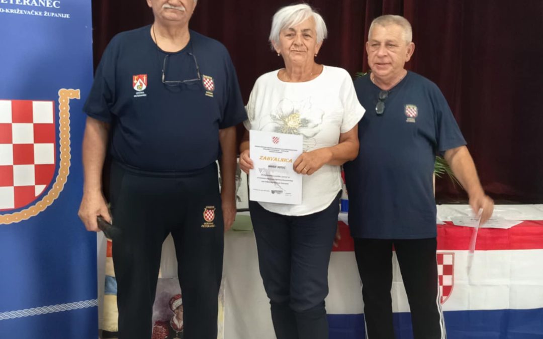 FOTOGALERIJA Članovi KUD-a Podravka, Likovne sekcije “Podravka 72” na likovnoj koloniji u Peterancu